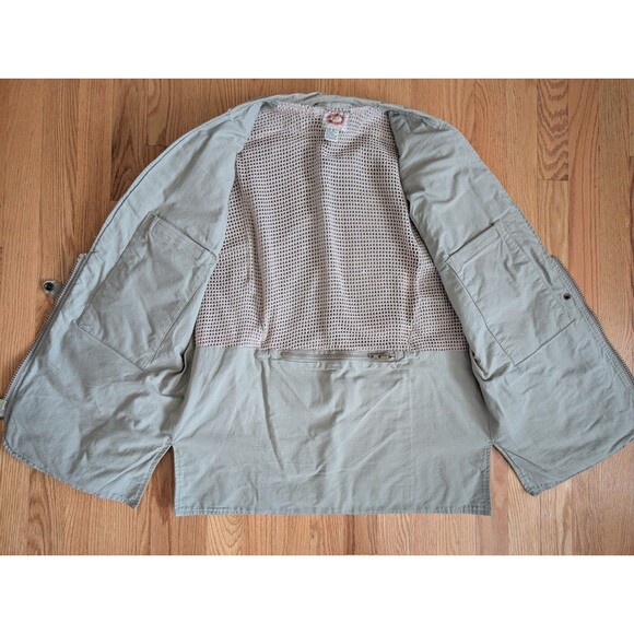 Vintage Banana Republic Vest Men's Medium Beige Vented Cargo Photo Safari Fish - Picture 5 of 9